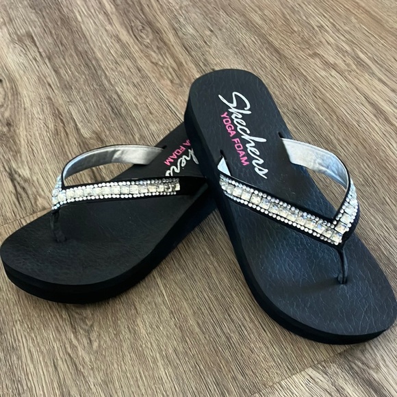 Skechers Shoes Sketchers Yoga Foam Black Sandals Flip Flops With